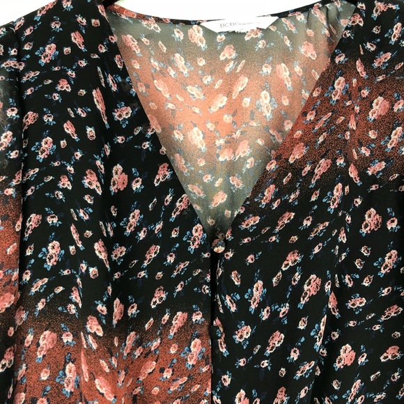 🔸BCBGeneration Printed Floral Romper - Picture 6 of 6